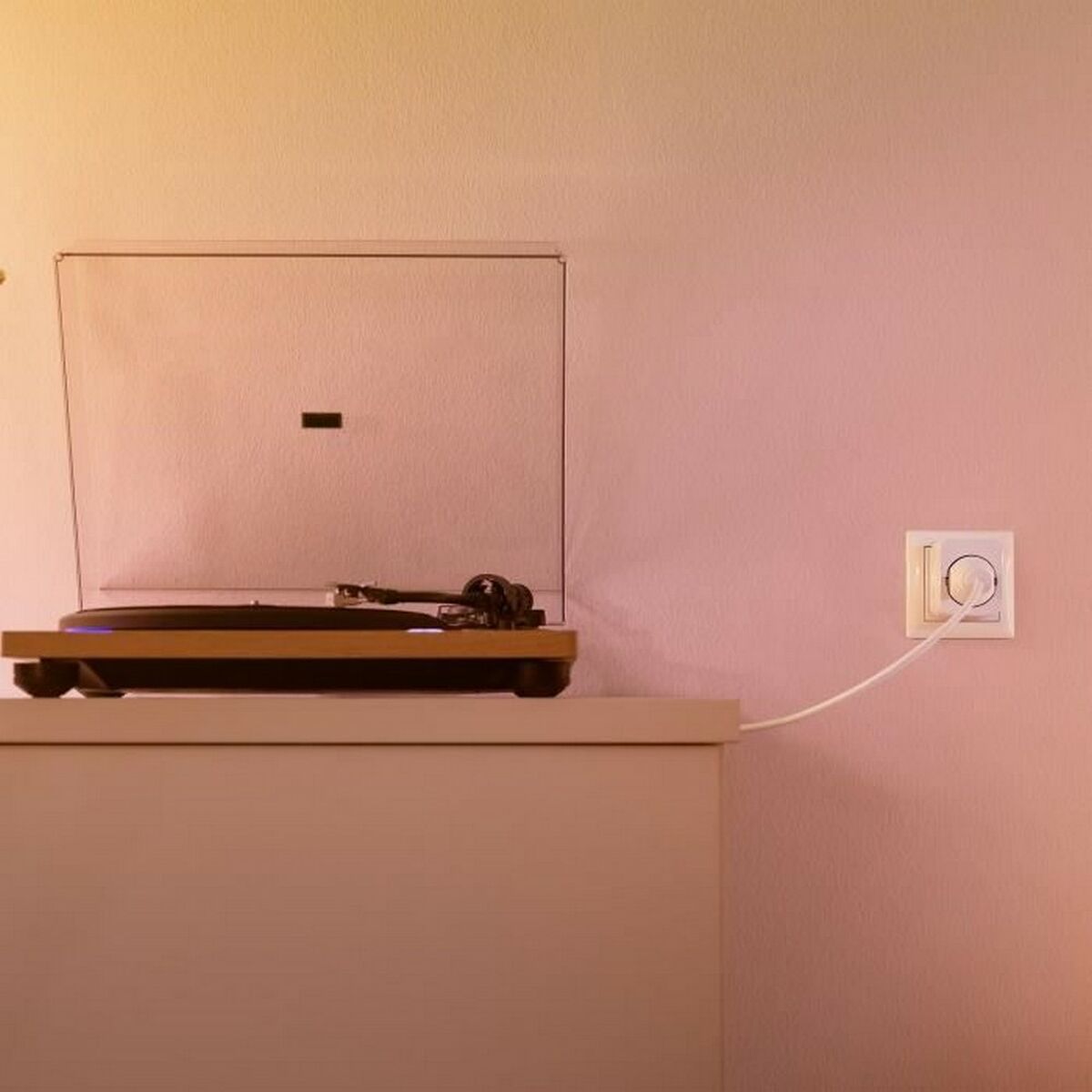 Intelligens dugó Wiz Wi-Fi 10 A